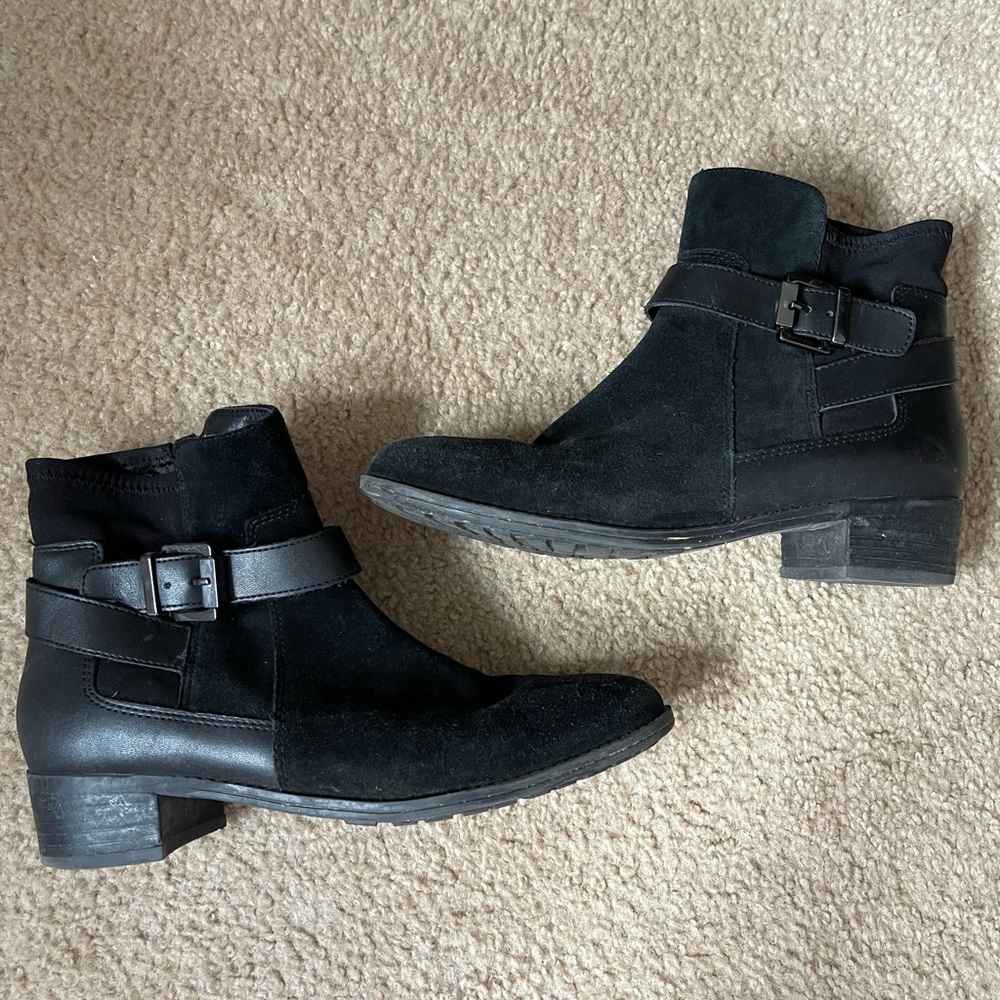 Black Ankle Boots Zip Up Isaac Mizrahi Live! Size 6.5 Leather and Nylon